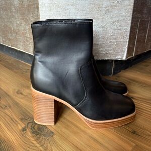 Shu Shop Black Vernita Ankle Boots Sz 7